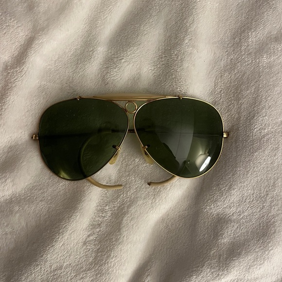 Ray Ban Aviators - Gold Frame with Green Lenses - Vintage - Picture 1 of 4